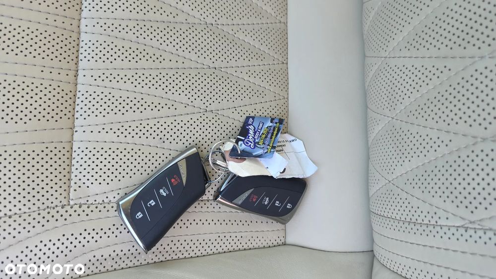 Lexus LS 500 AWD - 15