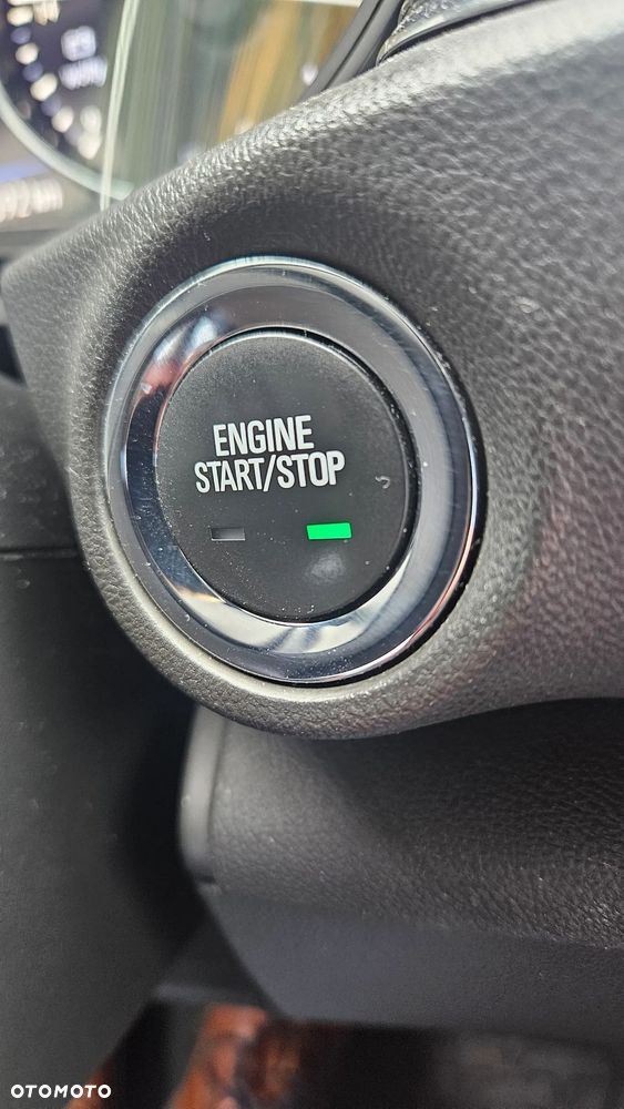 Opel Insignia CT 1.6 T Exclusive S&S - 29