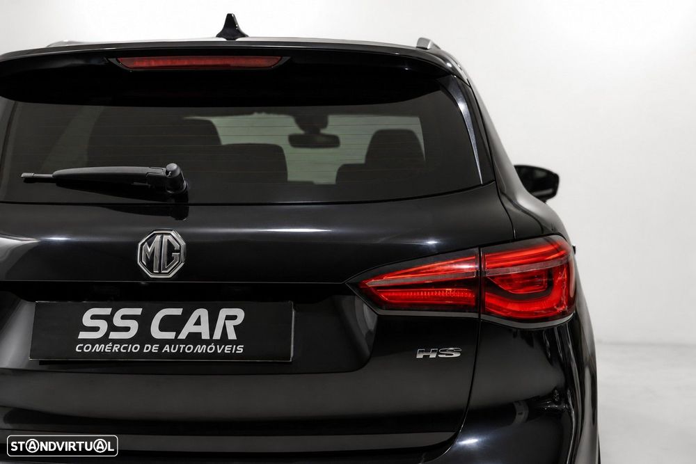 MG HS 1.5 T Luxury AT - 8