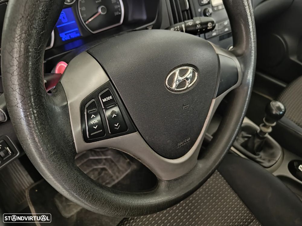 Hyundai i30 1.6 CRDI Comfort - 8