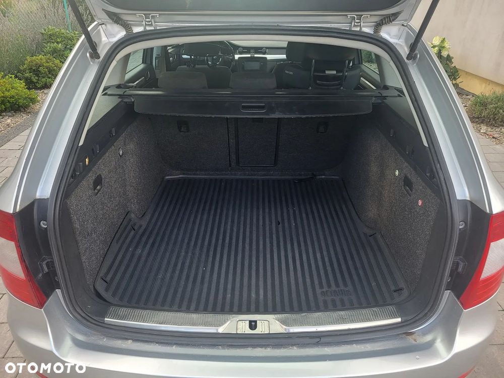 Skoda Superb 1.6 TDI GreenLine - 15