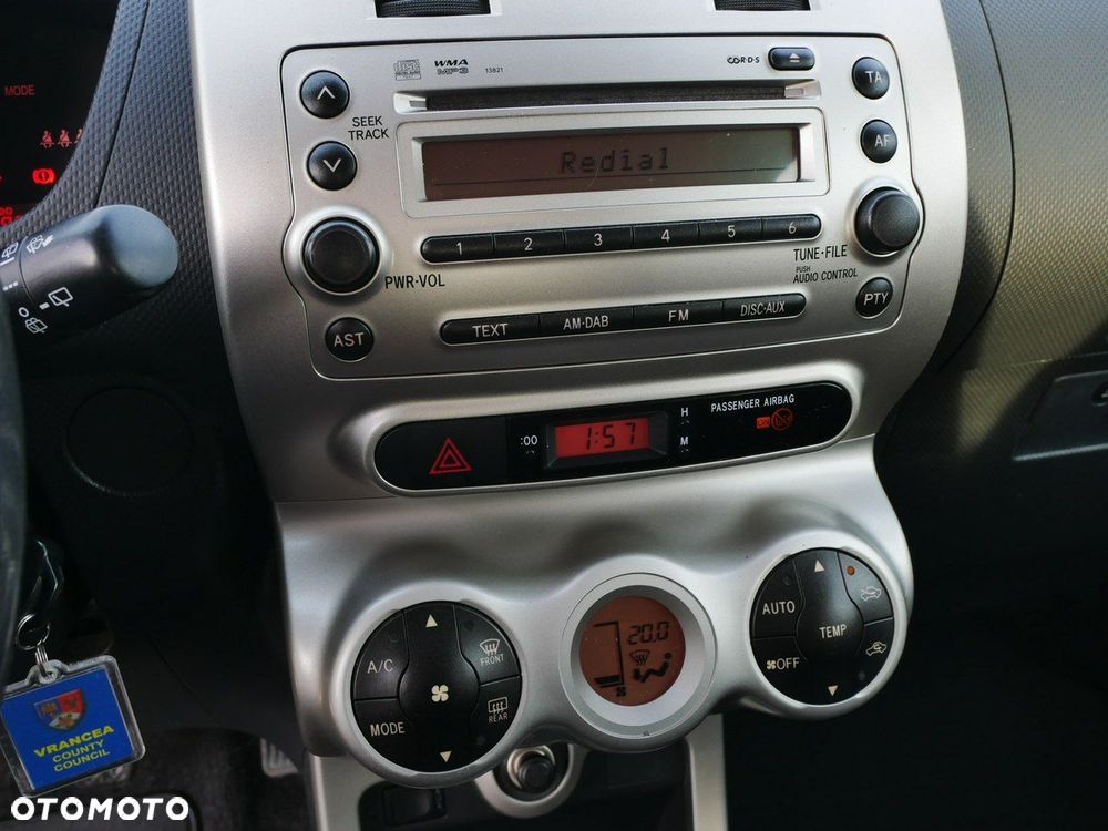 Toyota Urban Cruiser 1.4 D-4D 4x2 Life - 18