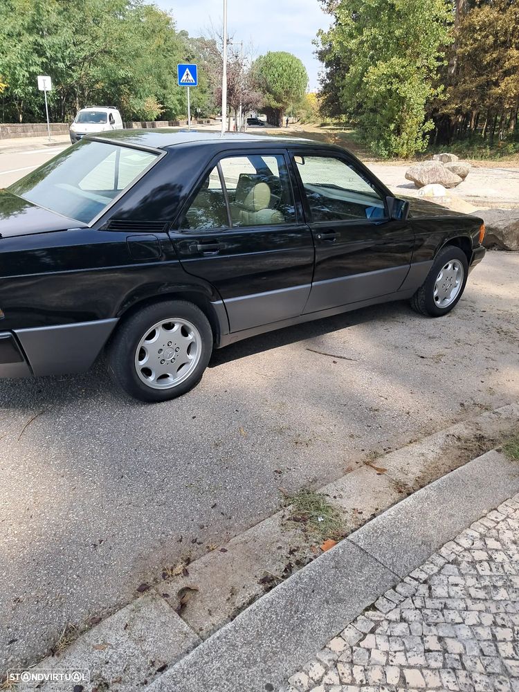 Mercedes-Benz 190 D 2.0 - 4