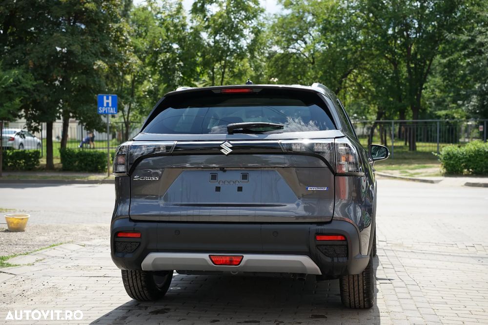 Suzuki S-Cross 1.4 Boosterjet 6AT MHEV Passion - 11