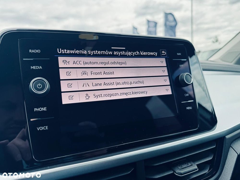 Volkswagen T-Roc 1.0 TSI Life - 24
