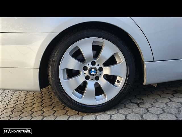BMW 320 dA Exclusive - 6