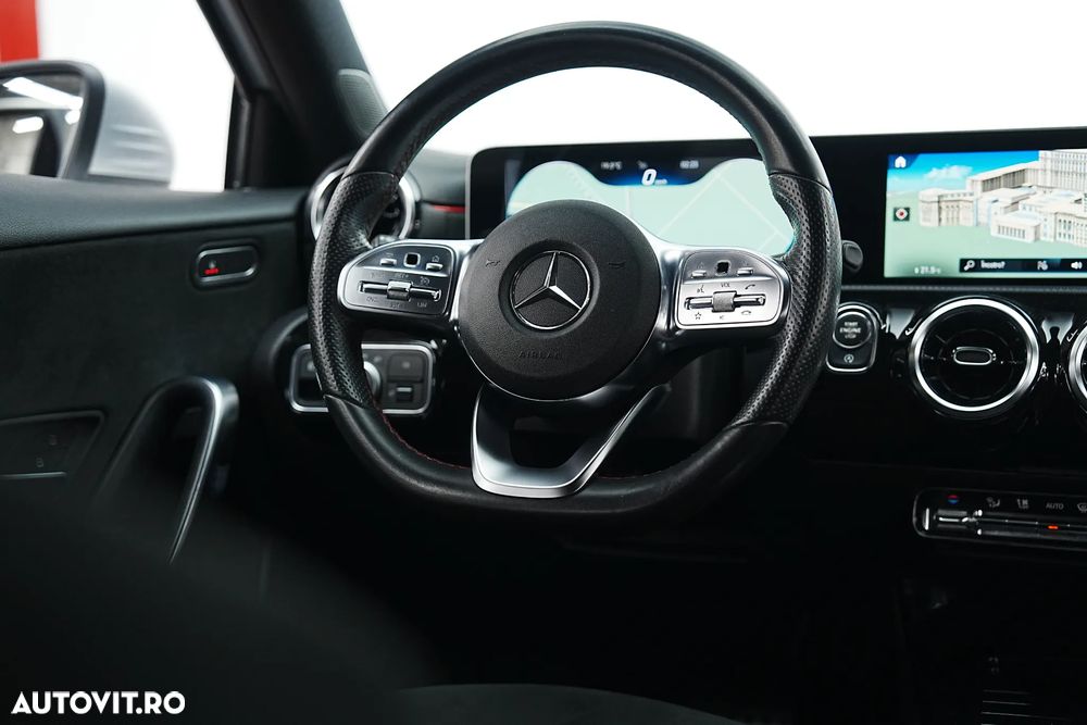 Mercedes-Benz A 180 d Sedan 7G-DCT AMG Line - 14