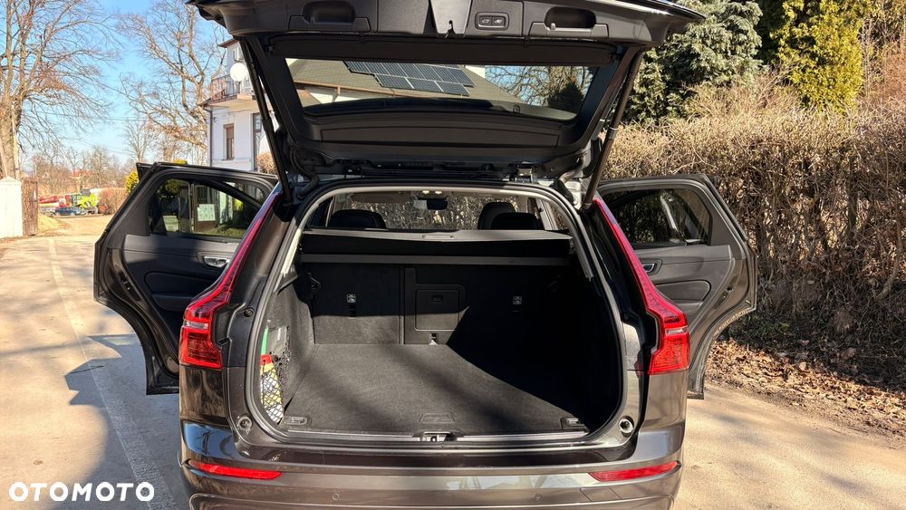 Volvo XC 60 B4 D Geartronic Momentum - 14