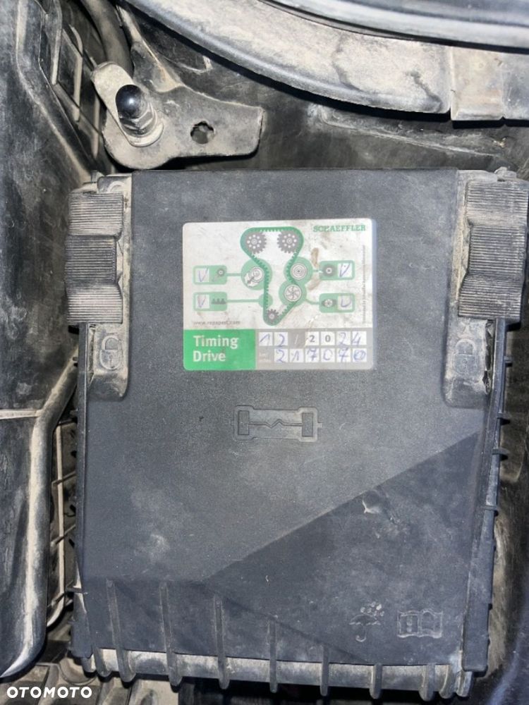 Volkswagen Passat - 26