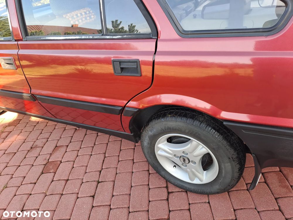 Polonez Caro - 6