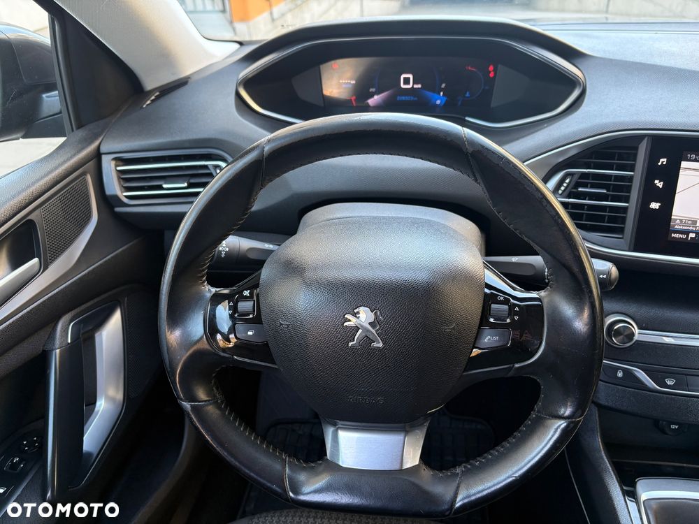 Peugeot 308 1.5 BlueHDi Allure Pack S&S - 14