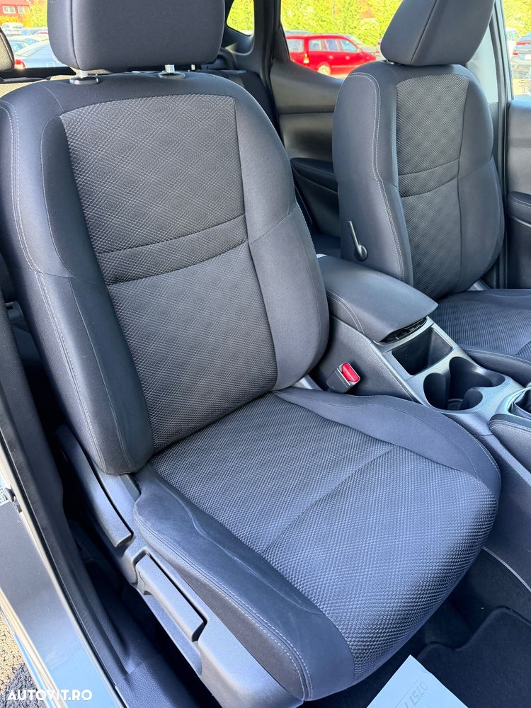 Nissan Qashqai 1.2 DIG-T Start/Stop N-Connecta - 19