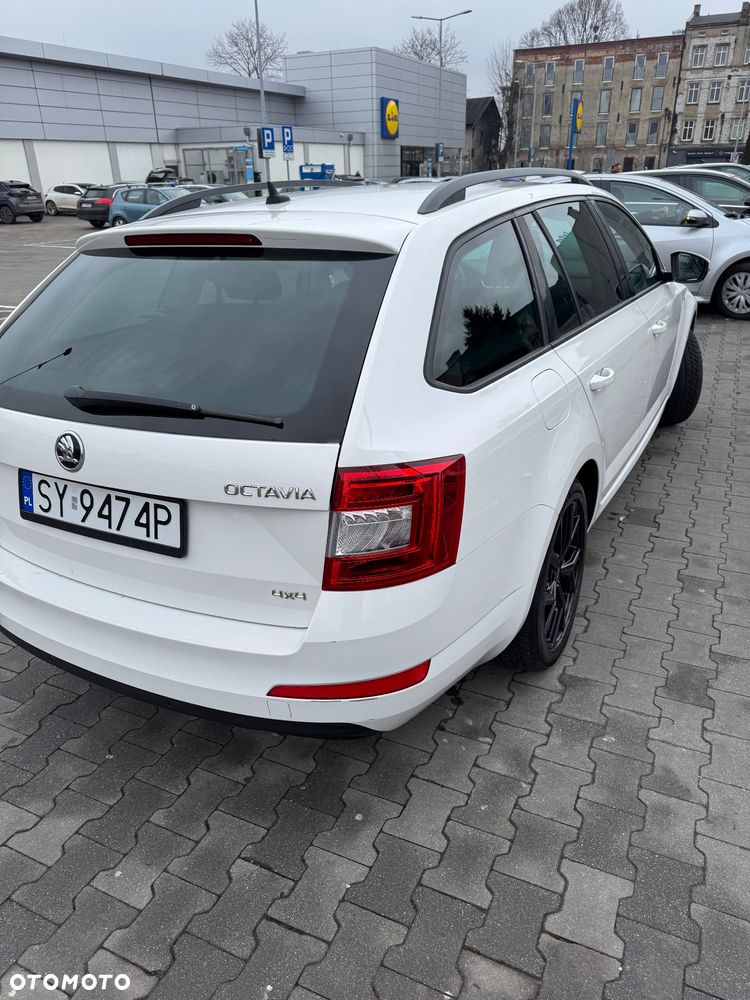 Skoda Octavia 2.0 TDI (Green tec) 4x4 DSG RS - 3