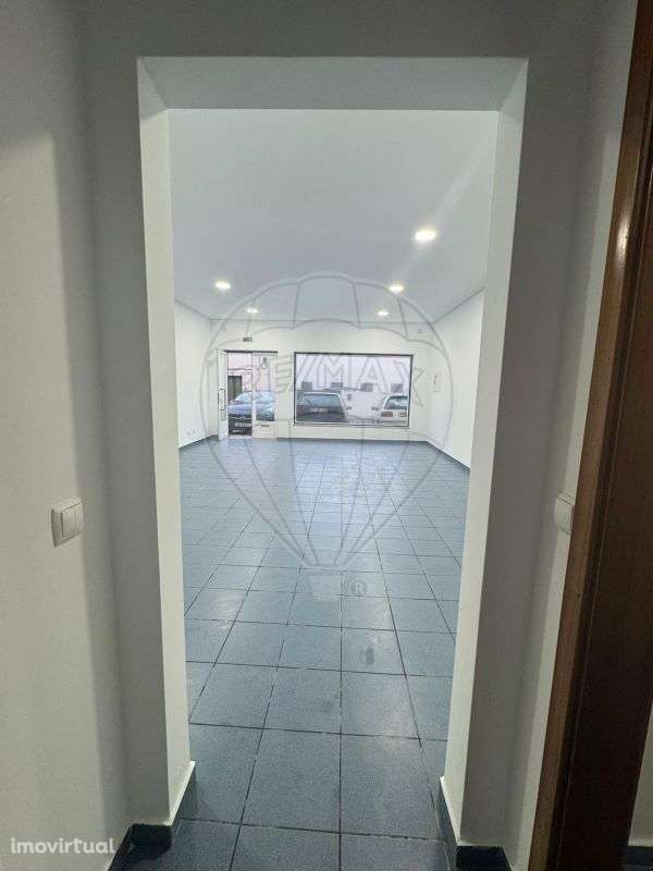 Loja  para arrendamento - Grande imagem: 2/13