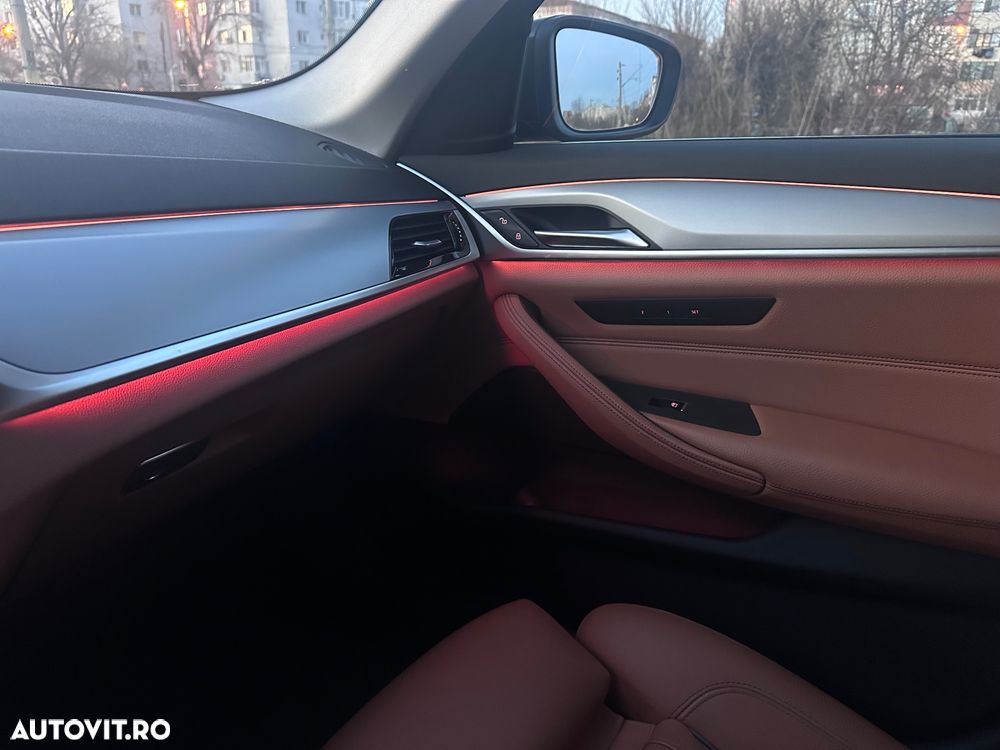 BMW Seria 5 530i xDrive AT - 20