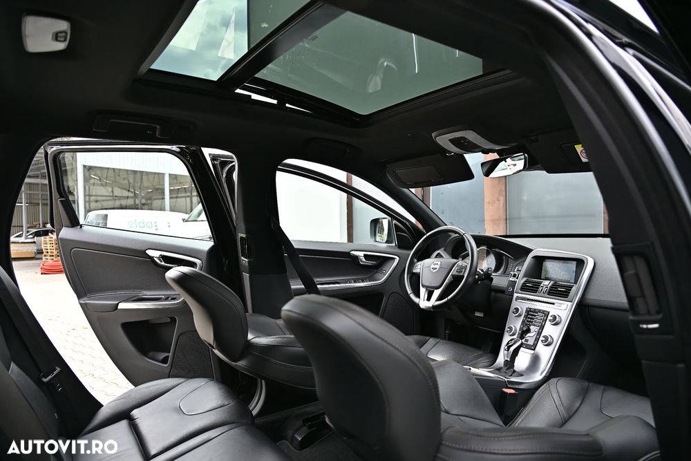 Volvo XC 60 D4 Geartronic Summum - 11