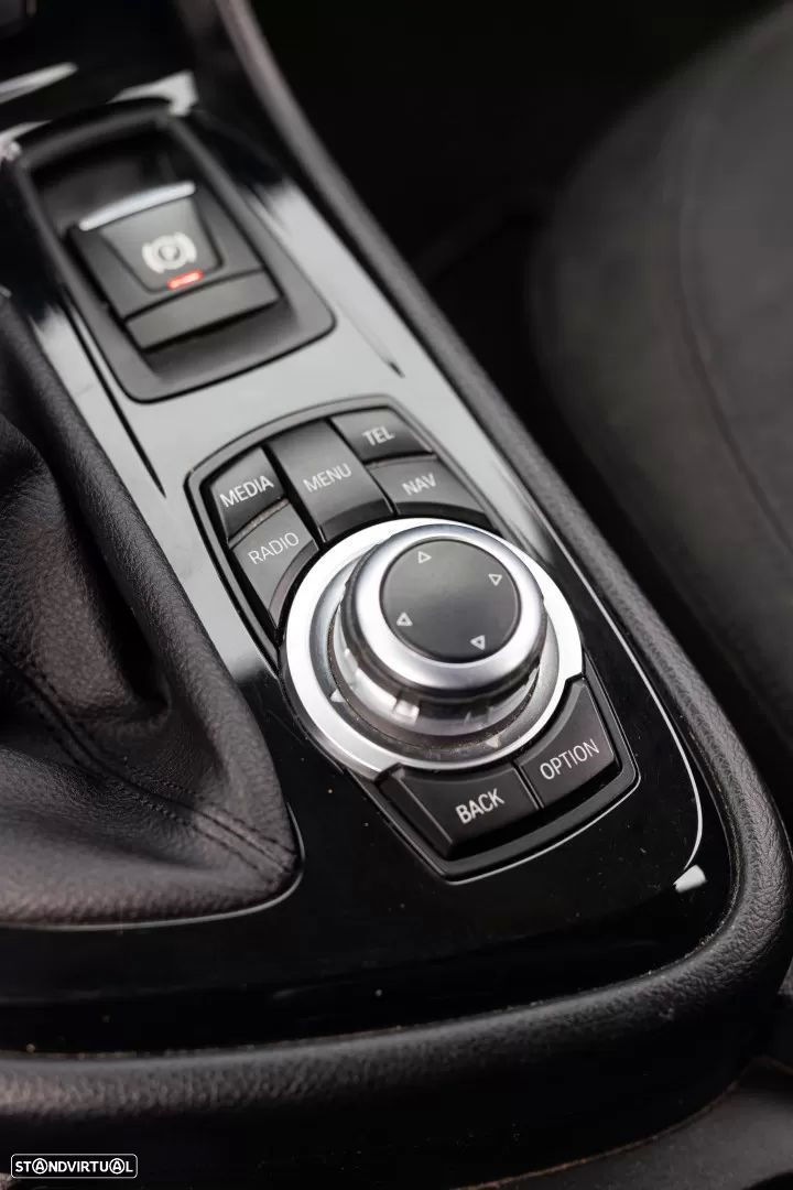 BMW 216 Active Tourer d - 18