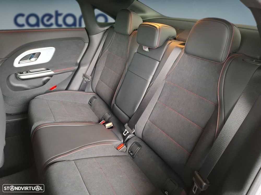 Mercedes-Benz CLA 180 - 14