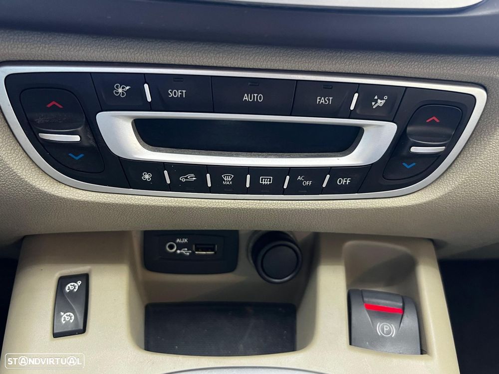 Renault Scénic 1.5 dCi Dynamique S - 30