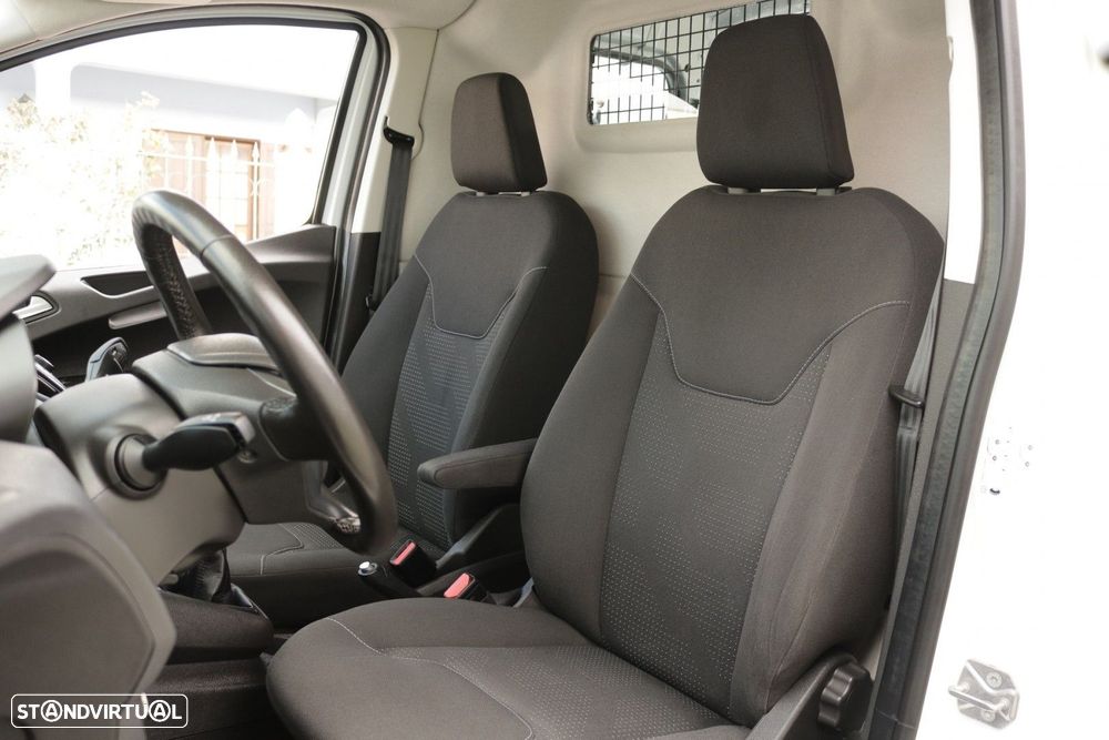 Ford Transit Courier 1.5 TDCI Trend - 21