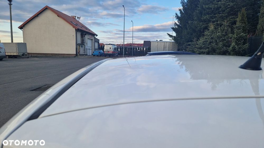 Toyota Yaris - 7