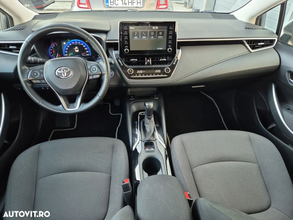 Toyota Corolla 1.8 HSD Business - 20