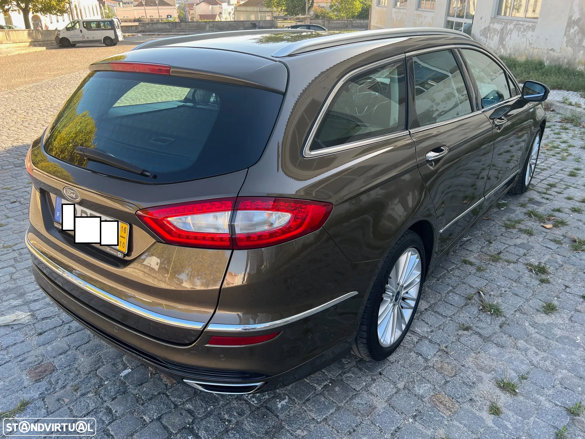 Ford Mondeo SW 2.0 TDCi Vignale Powershift - 3