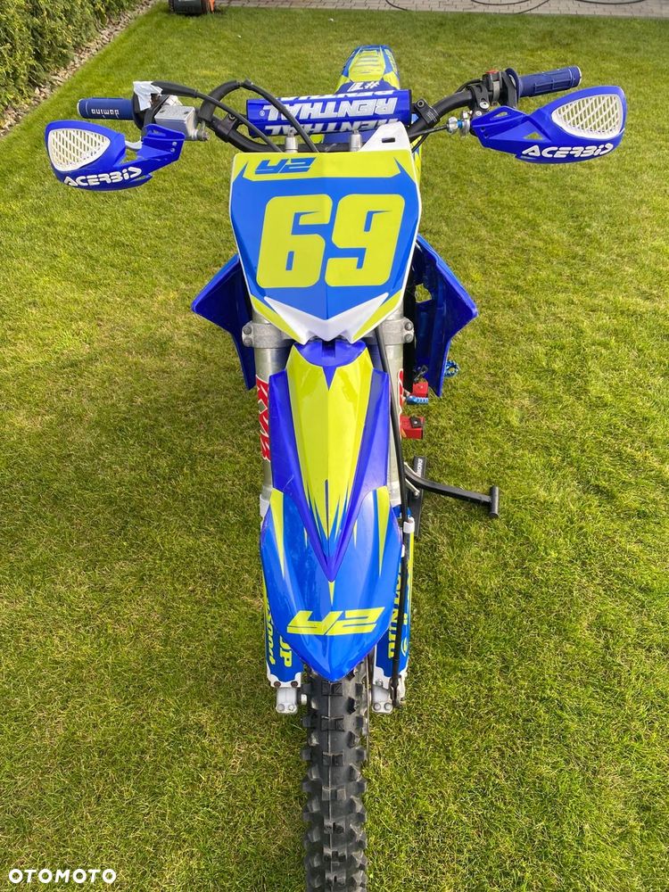 Yamaha YZ - 7
