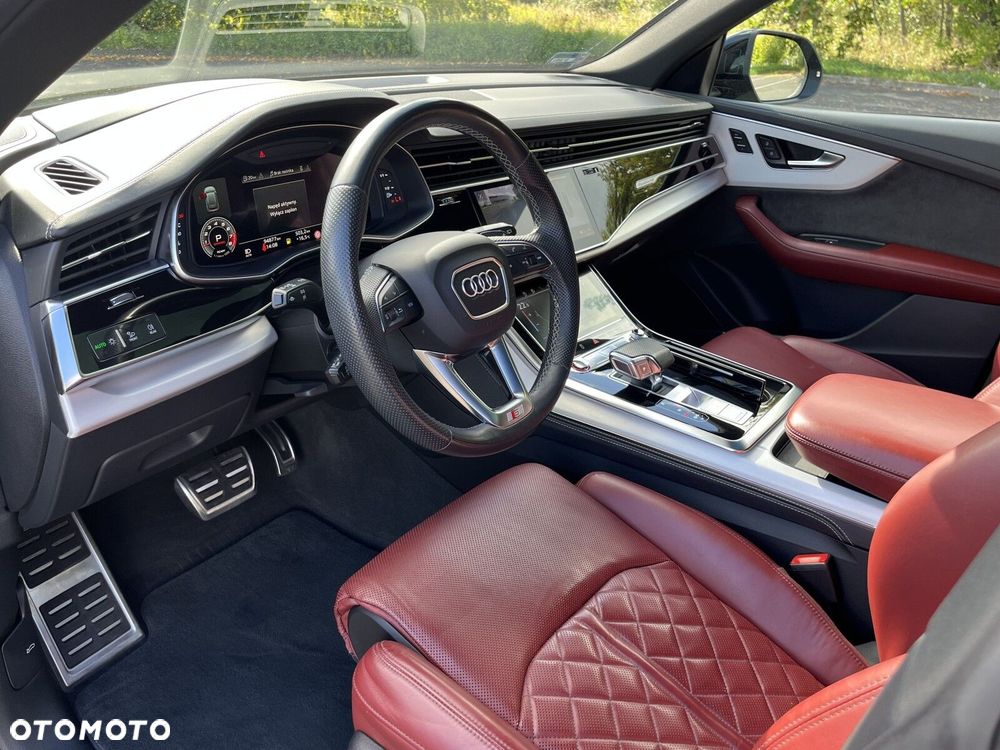 Audi SQ8 - 12