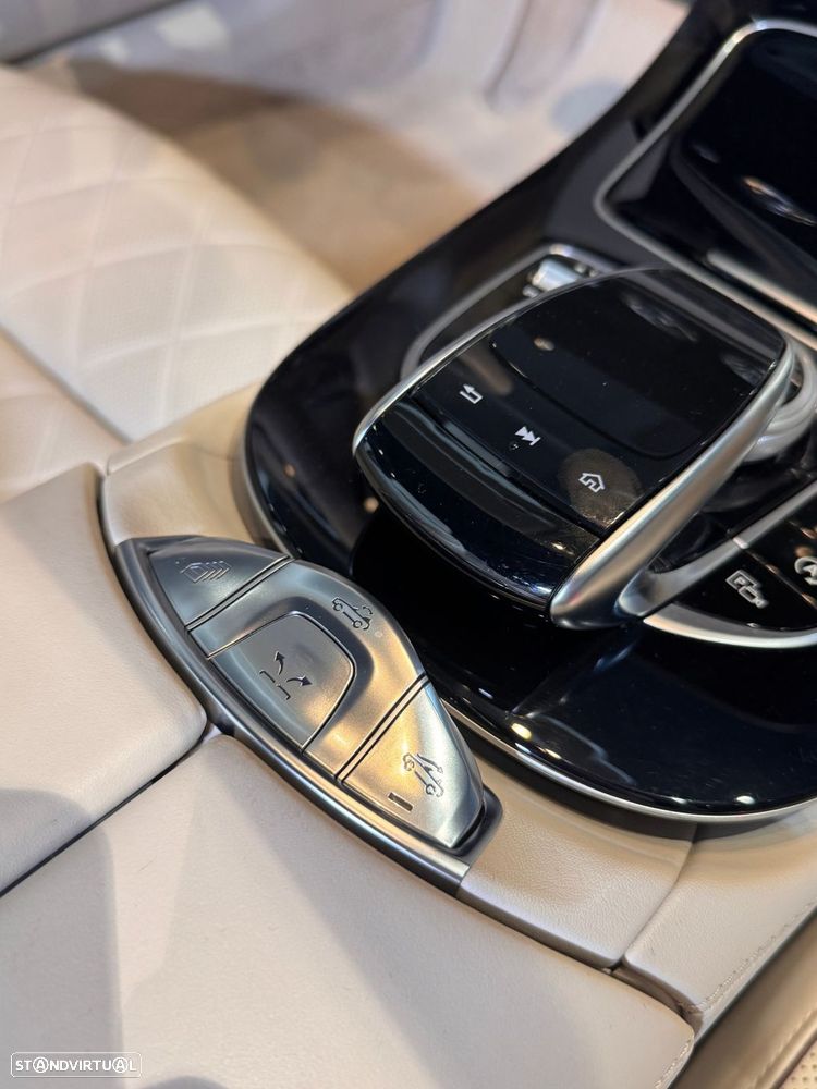 Mercedes-Benz E 53 AMG 4Matic+ - 28