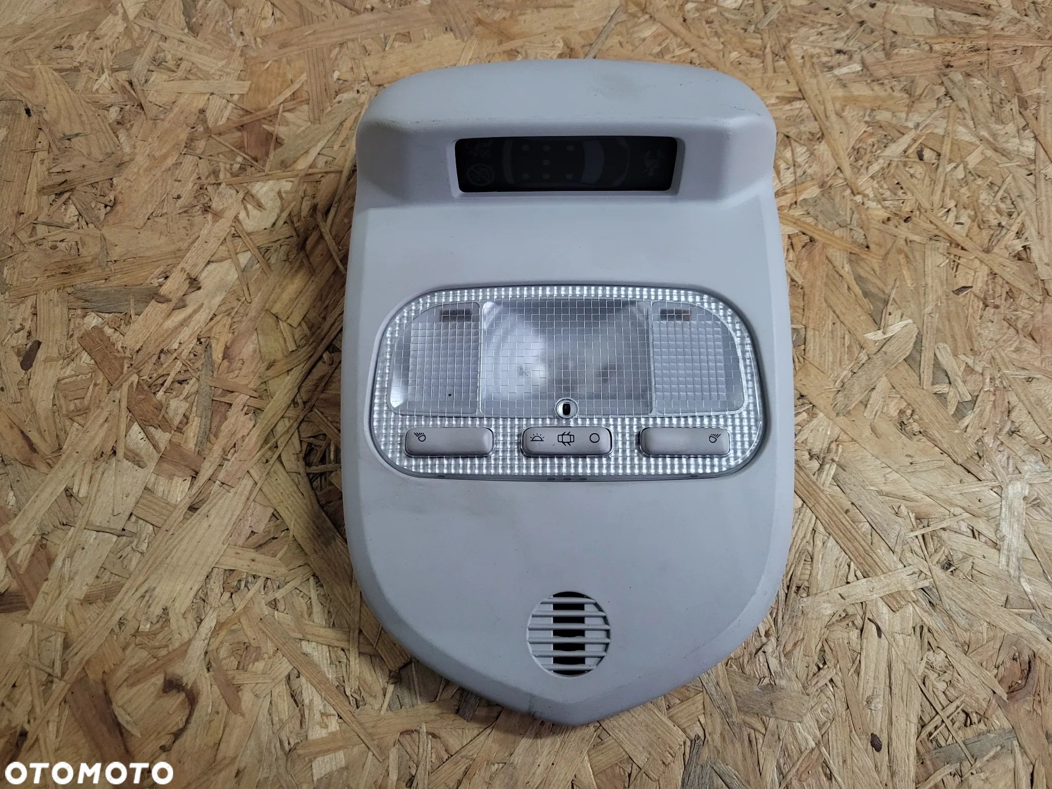 Lampka oświetlenie kabiny Peugeot 5008 I - 1
