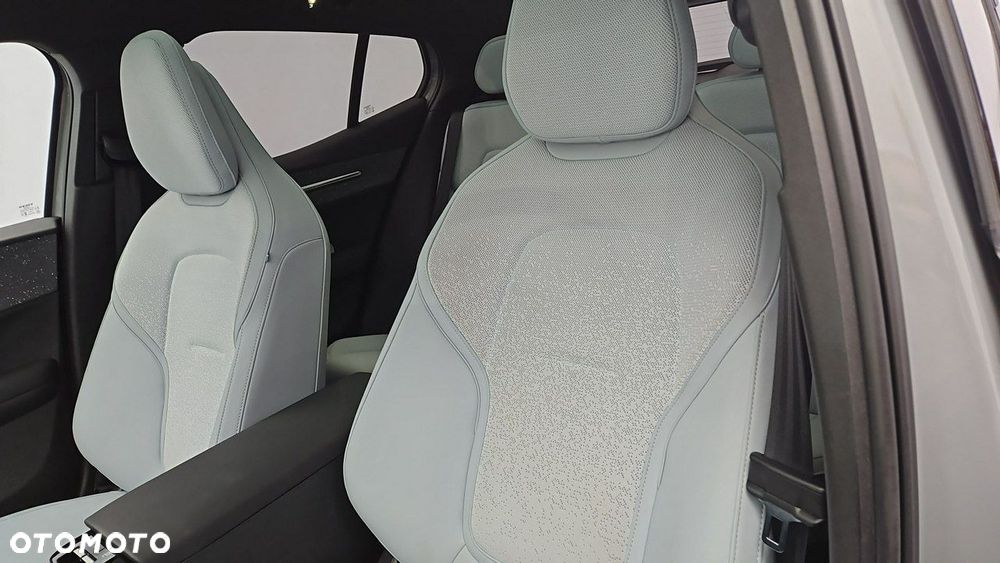 Volvo EX30 - 11