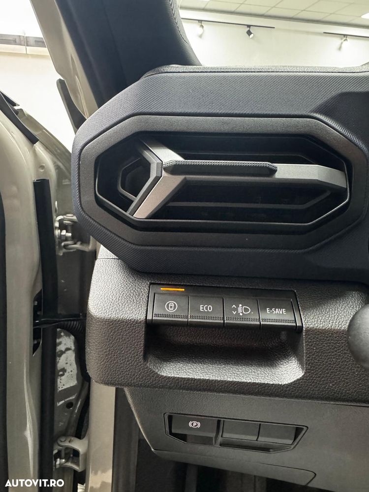 Dacia Duster HEV 140 Journey - 29