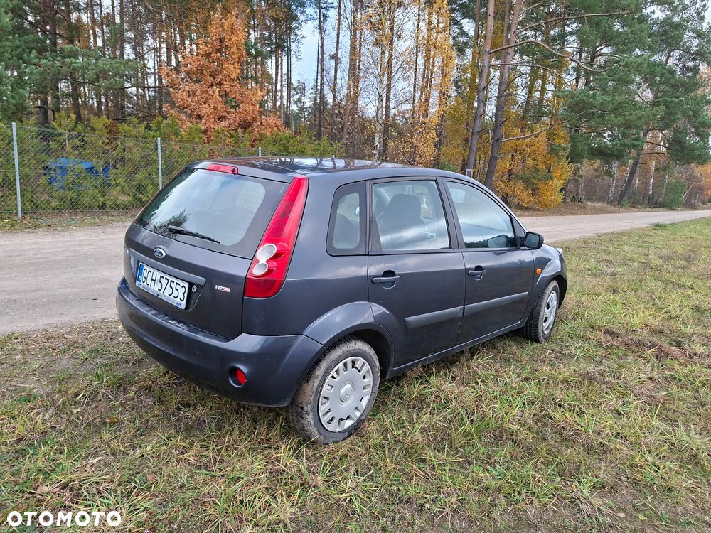 Ford Fiesta 1.4 TDCi - 4