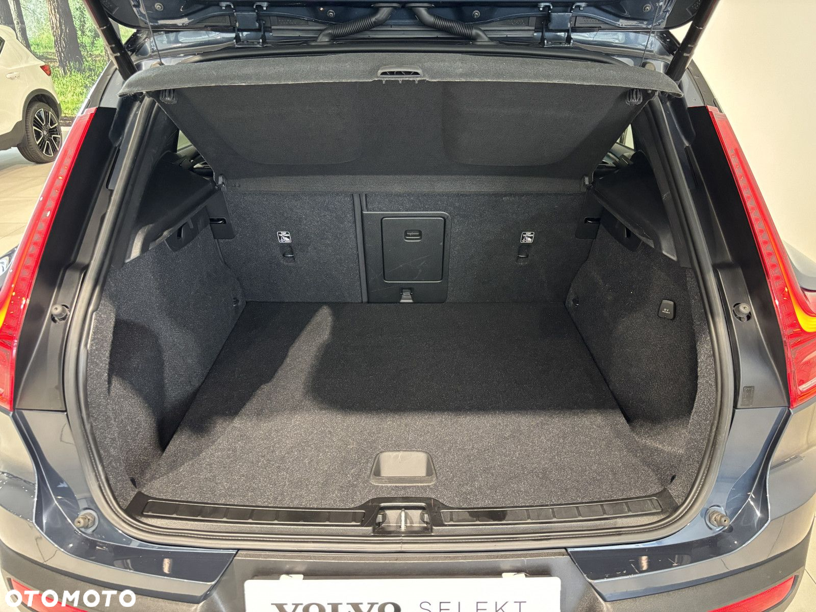 Volvo XC 40 - 25