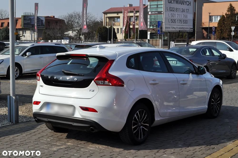 Volvo V40 T3 Drive-E Dynamic Edition - 13