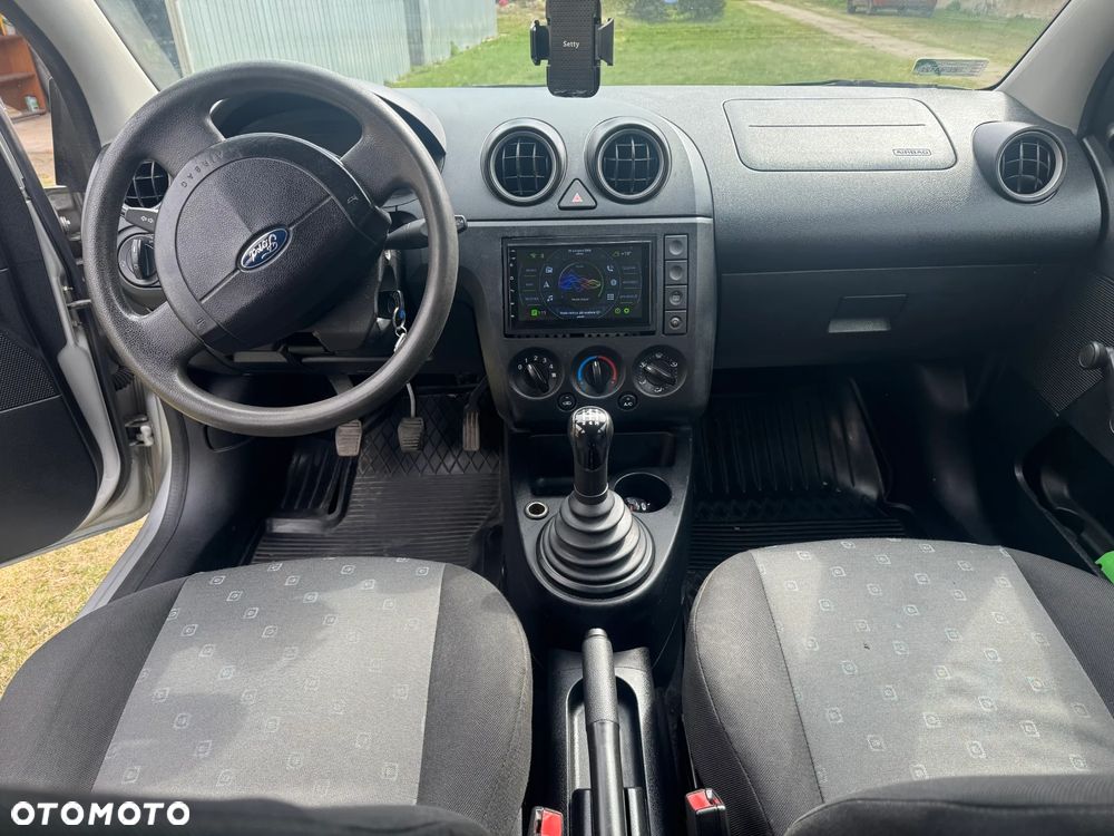 Ford Fiesta 1.3 - 3