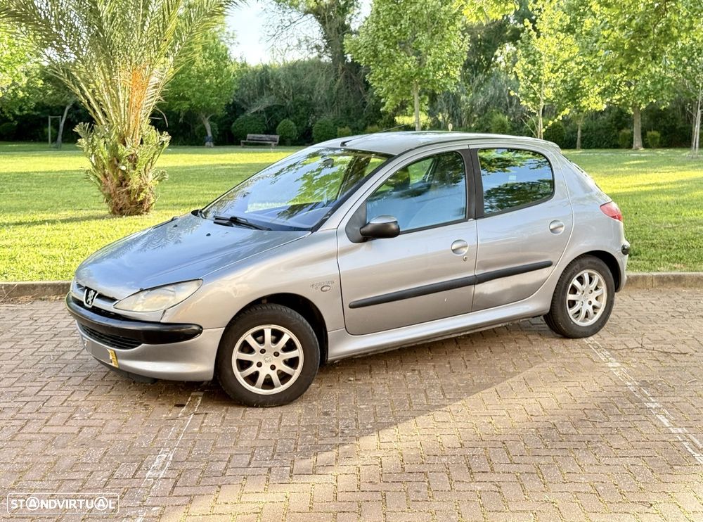Peugeot 206 1.1 Color Line - 1