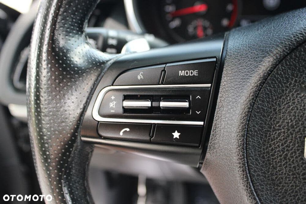Kia Stinger 3.3 T-GDI AWD OPF GT - 17