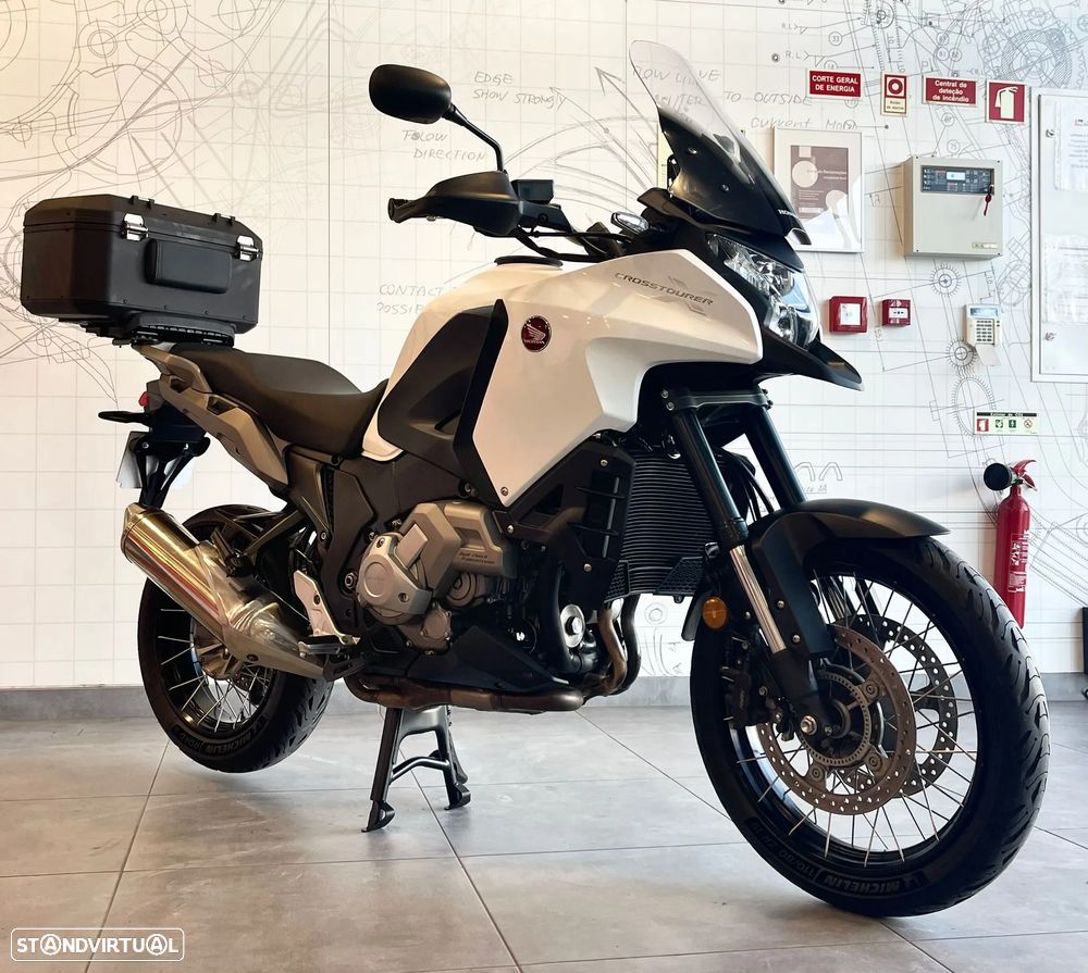 Honda VFR 1200X - 1