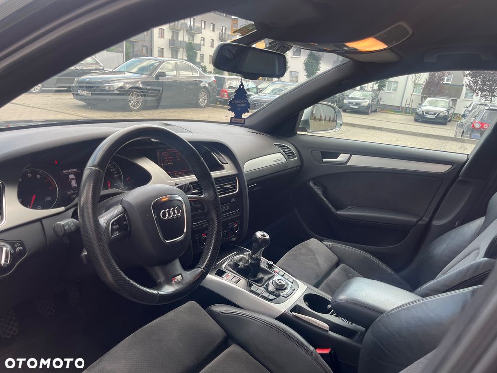 Audi A4 Avant 2.0 TFSI Quattro - 7