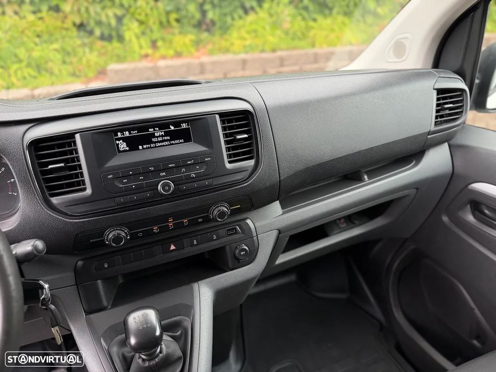 Peugeot Expert 1.5 BlueHDi 120HP 6 Lugares - 16