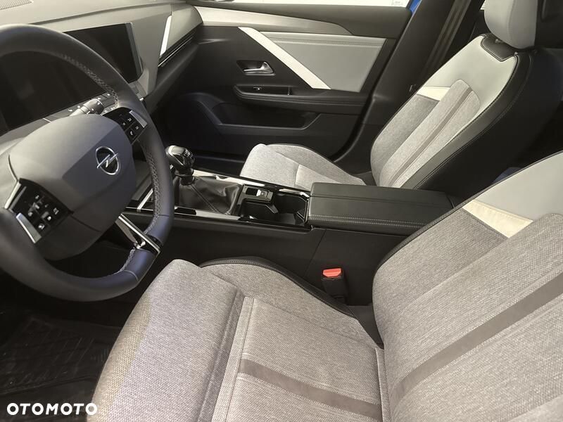 Opel Astra - 11