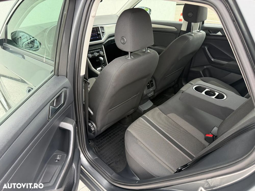 Volkswagen T-Roc 1.5 TSI DSG Design - 23
