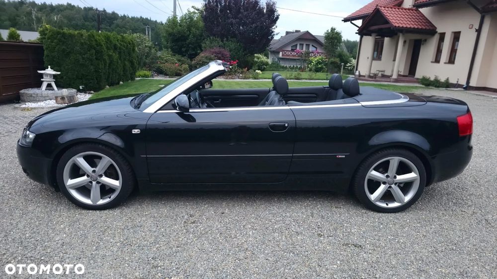 Audi A4 Cabrio 2.4 - 31