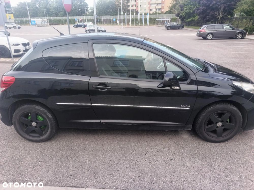 Peugeot 207 - 7