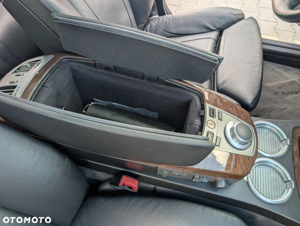BMW Seria 7 730d - 28
