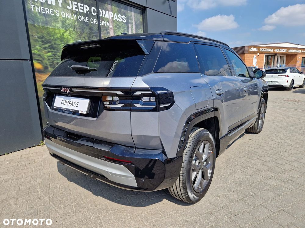 Jeep Compass 1.2 T3 mHEV First Edition FWD DCT - 4