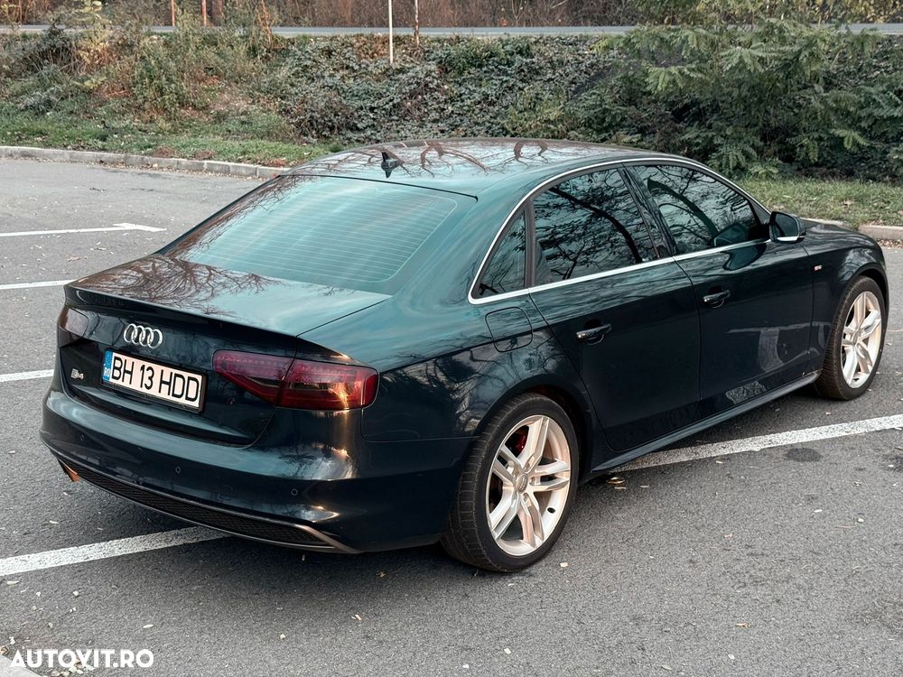 Audi A4 2.0 TDI DPF clean diesel multitronic S line Sportpaket - 4