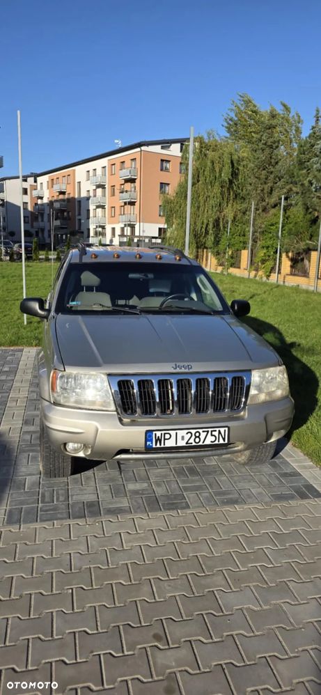 Jeep Grand Cherokee 4.0 Laredo - 17